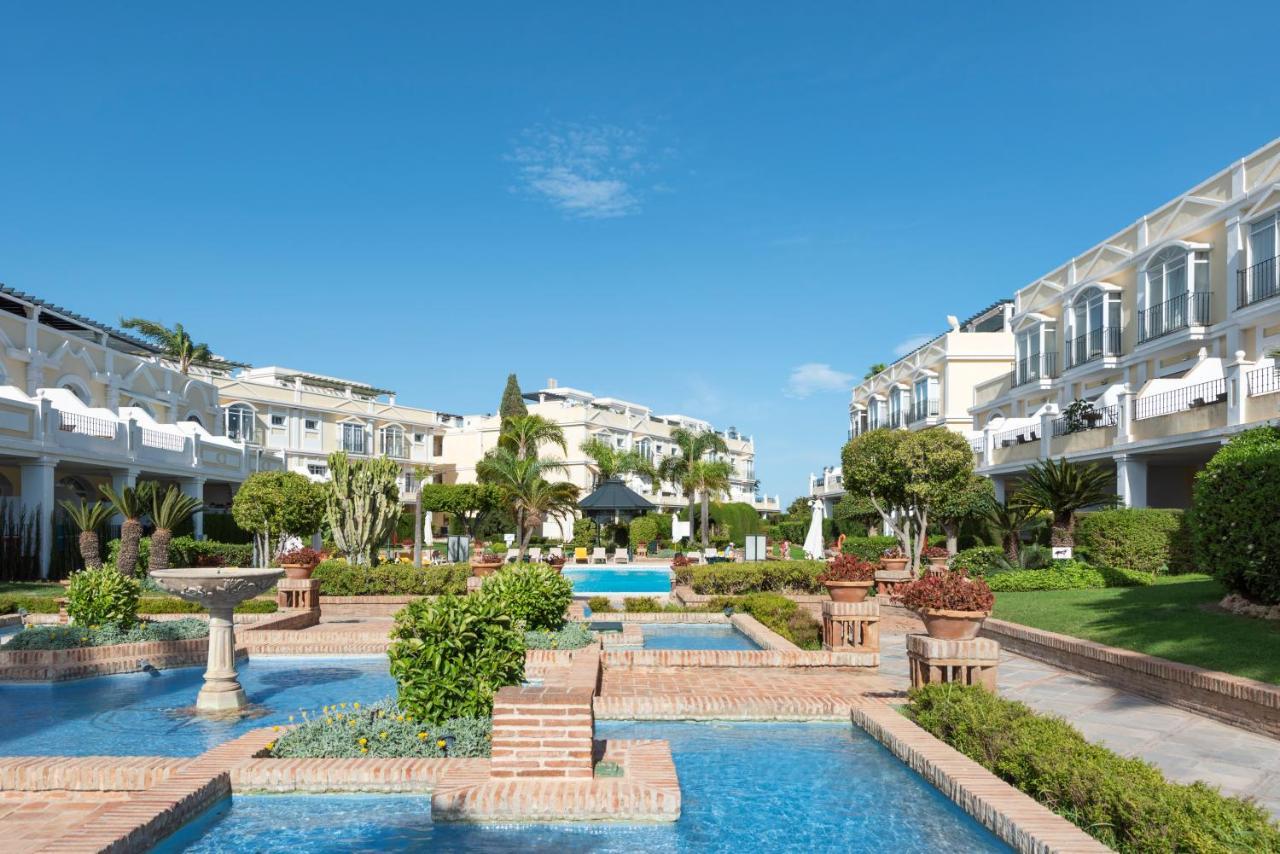 Bright 2 Bedroom Apartment With Parking Space And Swimming Pools In Aloha Gardens Marbella Dış mekan fotoğraf